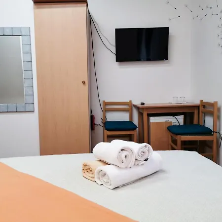 게스트 하우스 Il 길라르디노 두플란시스 * 스플리트